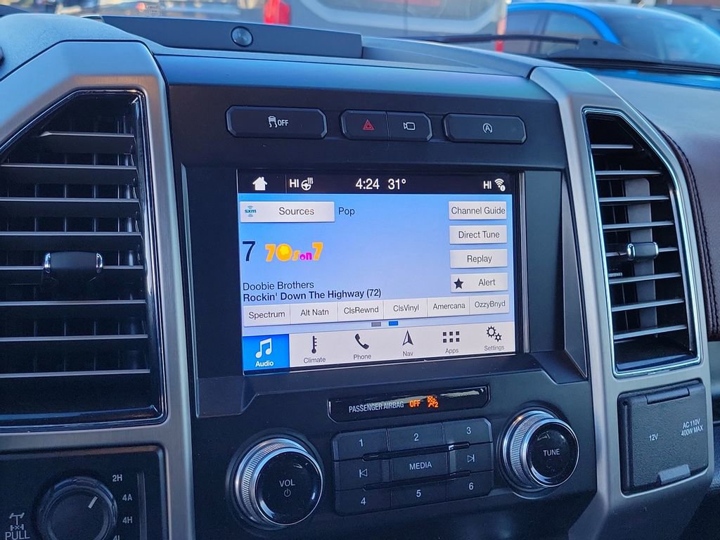 Certified 2019 Ford F150 Platinum w/ Equipment Group 701A Luxury image 27