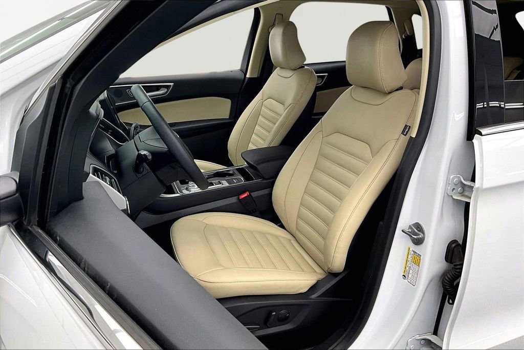Certified 2024 Ford Edge SEL w/ Convenience Package image 25