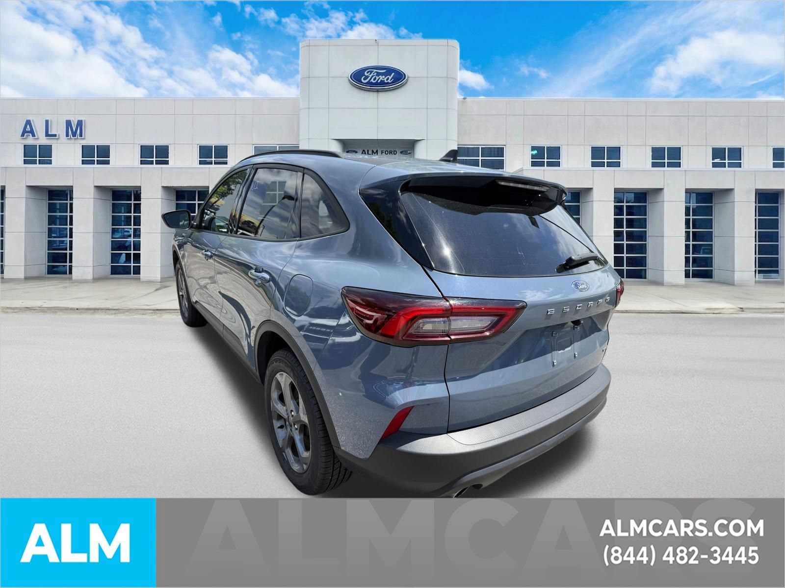 Certified 2025 Ford Escape ST-Line Select AWD/4WD image 9