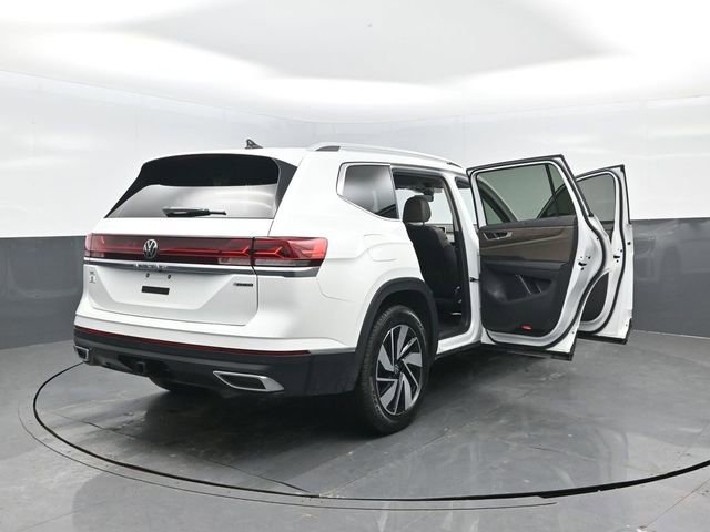 Used 2024 Volkswagen Atlas SEL AWD/4WD image 31