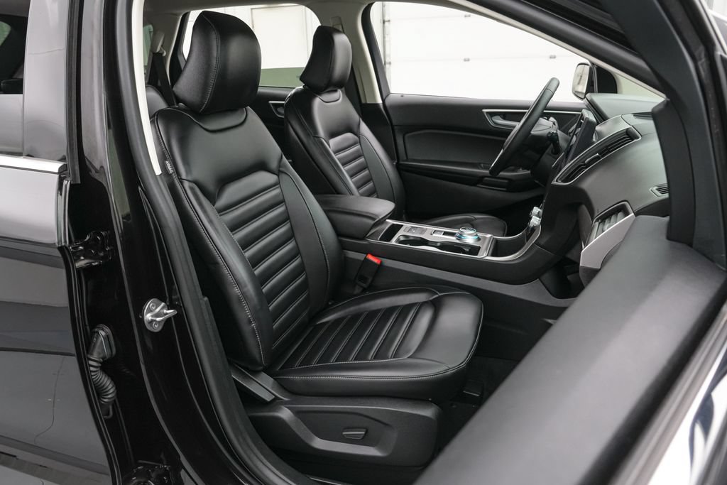 Certified 2024 Ford Edge SEL w/ Convenience Package AWD/4WD image 21