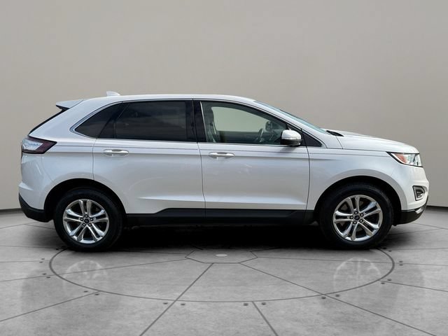 Certified 2018 Ford Edge Titanium w/ Technology Package AWD/4WD image 11