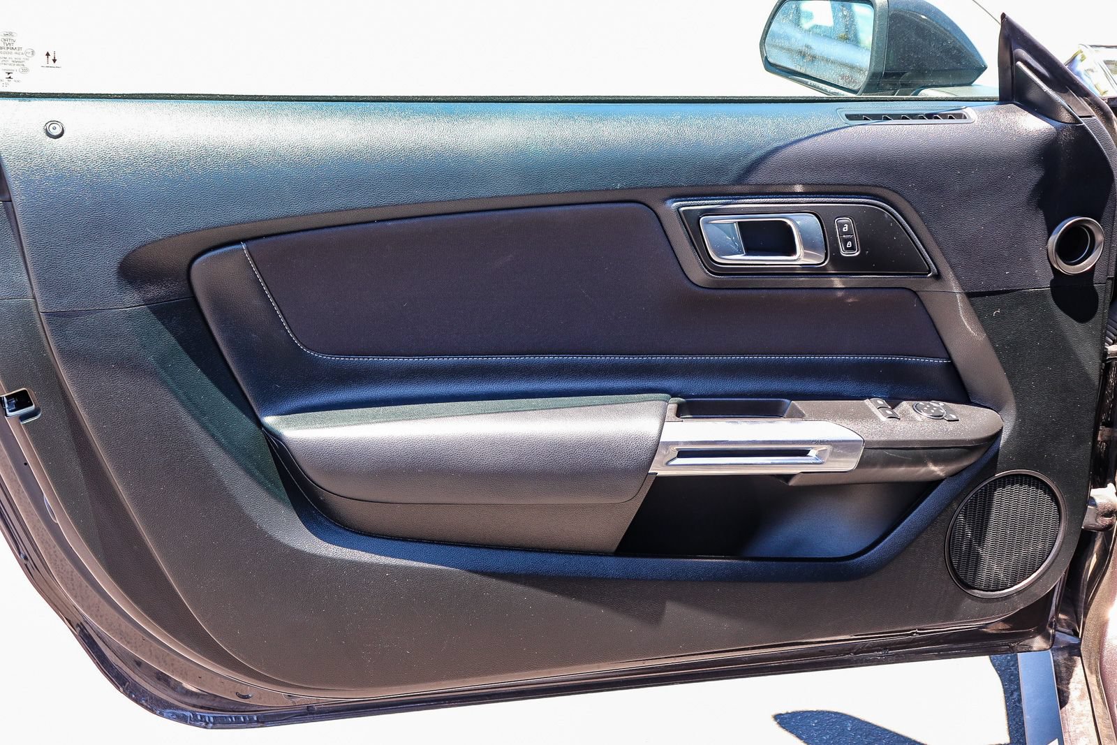 Certified 2023 Ford Mustang Coupe RWD image 21