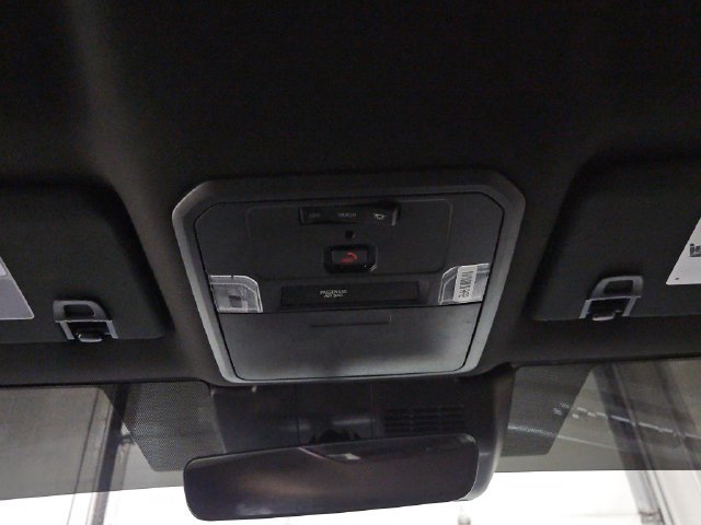 Used 2024 Toyota Tacoma TRD Sport AWD/4WD image 3