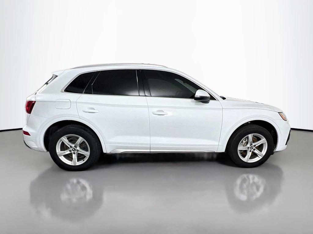 Used 2021 Audi Q5 2.0T Premium w/ Convenience Package AWD/4WD image 8