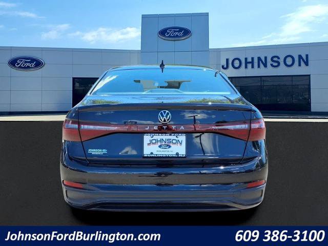 Used 2025 Volkswagen Jetta Sport FWD image 4