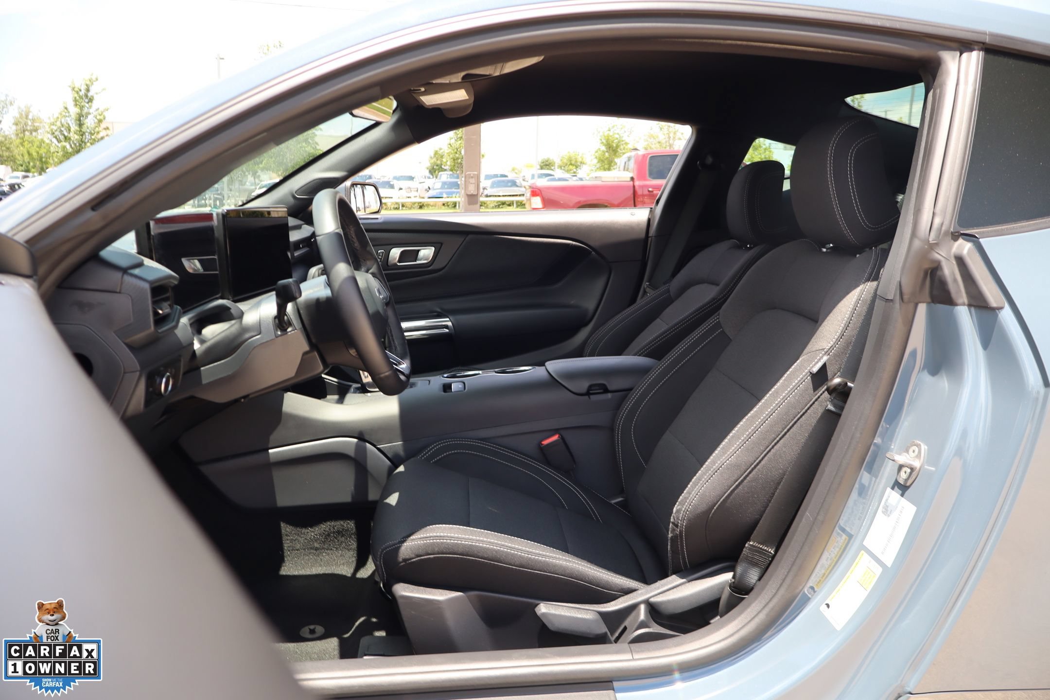 Certified 2025 Ford Mustang Coupe RWD image 11