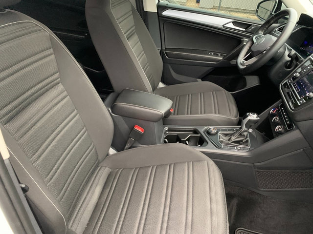 Used 2024 Volkswagen Tiguan S AWD/4WD image 10