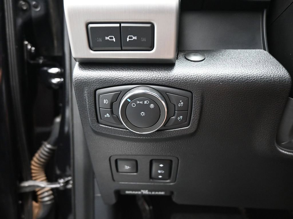 Certified 2021 Ford F250 Platinum image 14