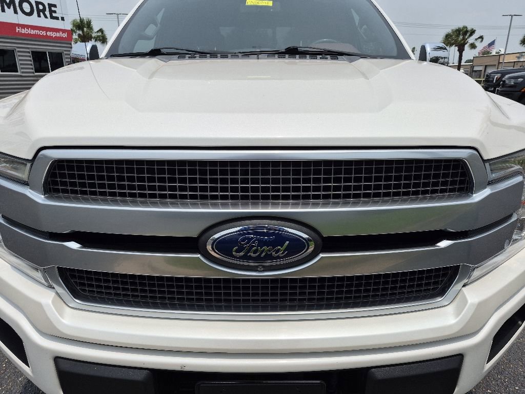 Certified 2019 Ford F150 Platinum w/ Equipment Group 701A Luxury AWD/4WD image 9