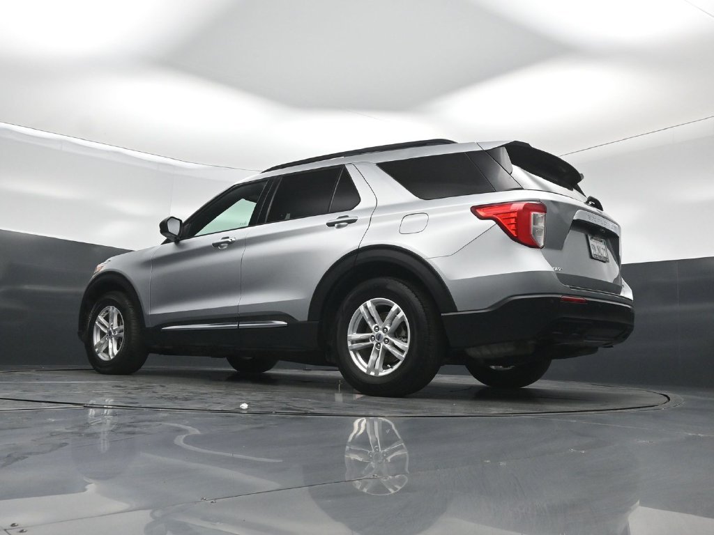 Certified 2020 Ford Explorer XLT RWD image 49