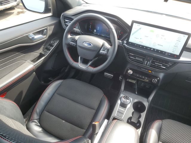 Certified 2024 Ford Escape ST-Line w/ Tech Pack #1 AWD/4WD image 32