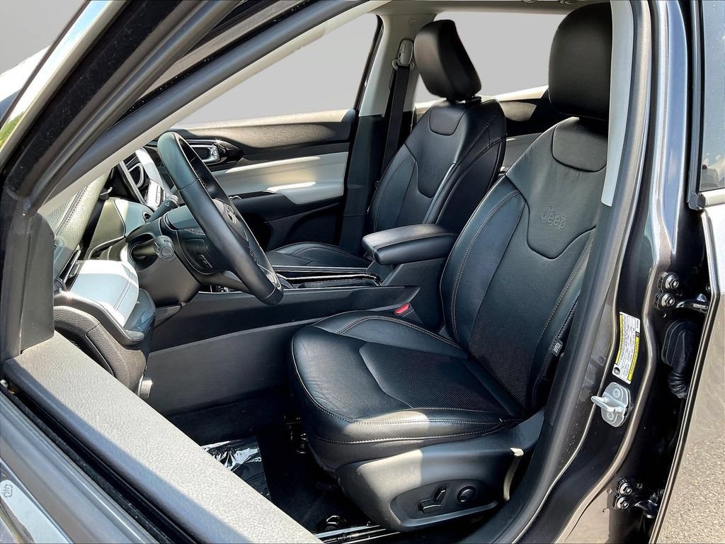 Used 2022 Jeep Compass Limited AWD/4WD image 21