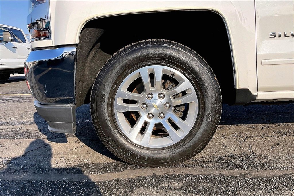 Used 2018 Chevrolet Silverado 1500 LT w/ All Star Edition image 8