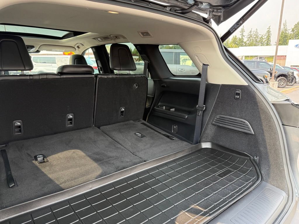 Used 2024 INFINITI QX60 Luxe AWD/4WD image 32