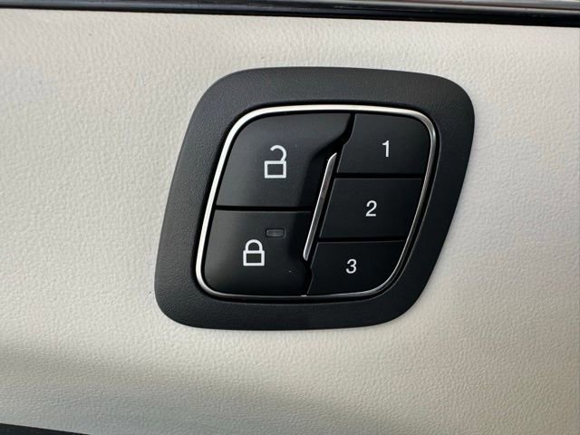 Certified 2022 Ford Mustang Mach-E Premium RWD image 28