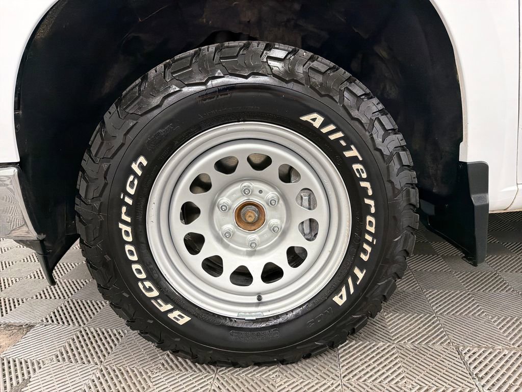 Used 2024 Chevrolet Silverado 1500 W/T w/ WT Safety Package AWD/4WD image 13