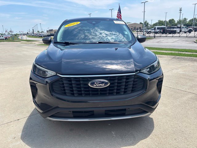 Certified 2023 Ford Escape Active w/ Cold Weather Package FWD image 4