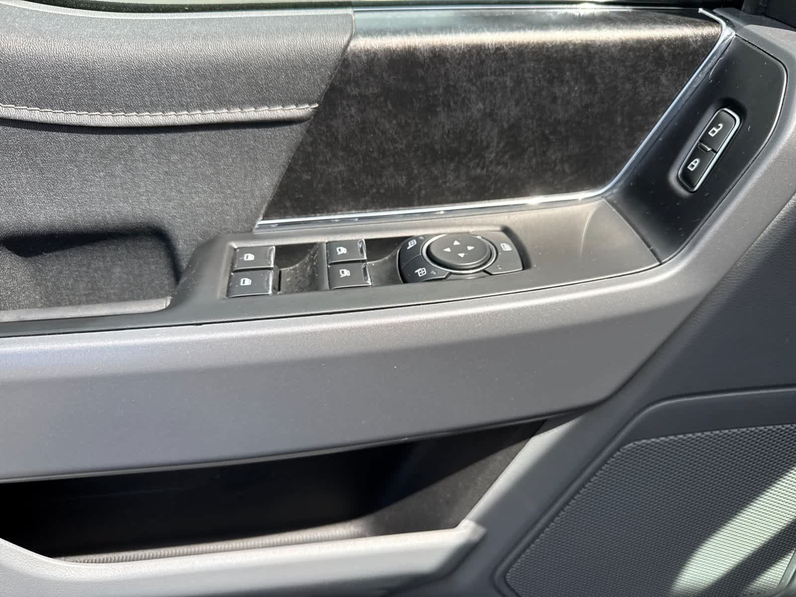 Certified 2025 Ford F150 Lightning XLT AWD/4WD image 12