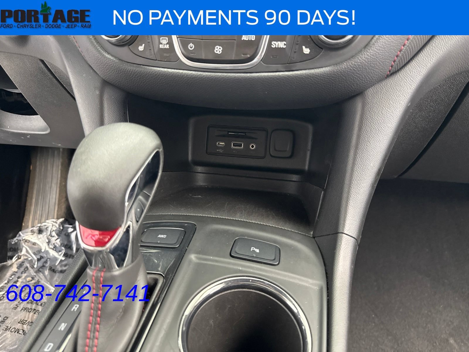 Used 2022 Chevrolet Equinox RS w/ RS Leather Package AWD/4WD image 18
