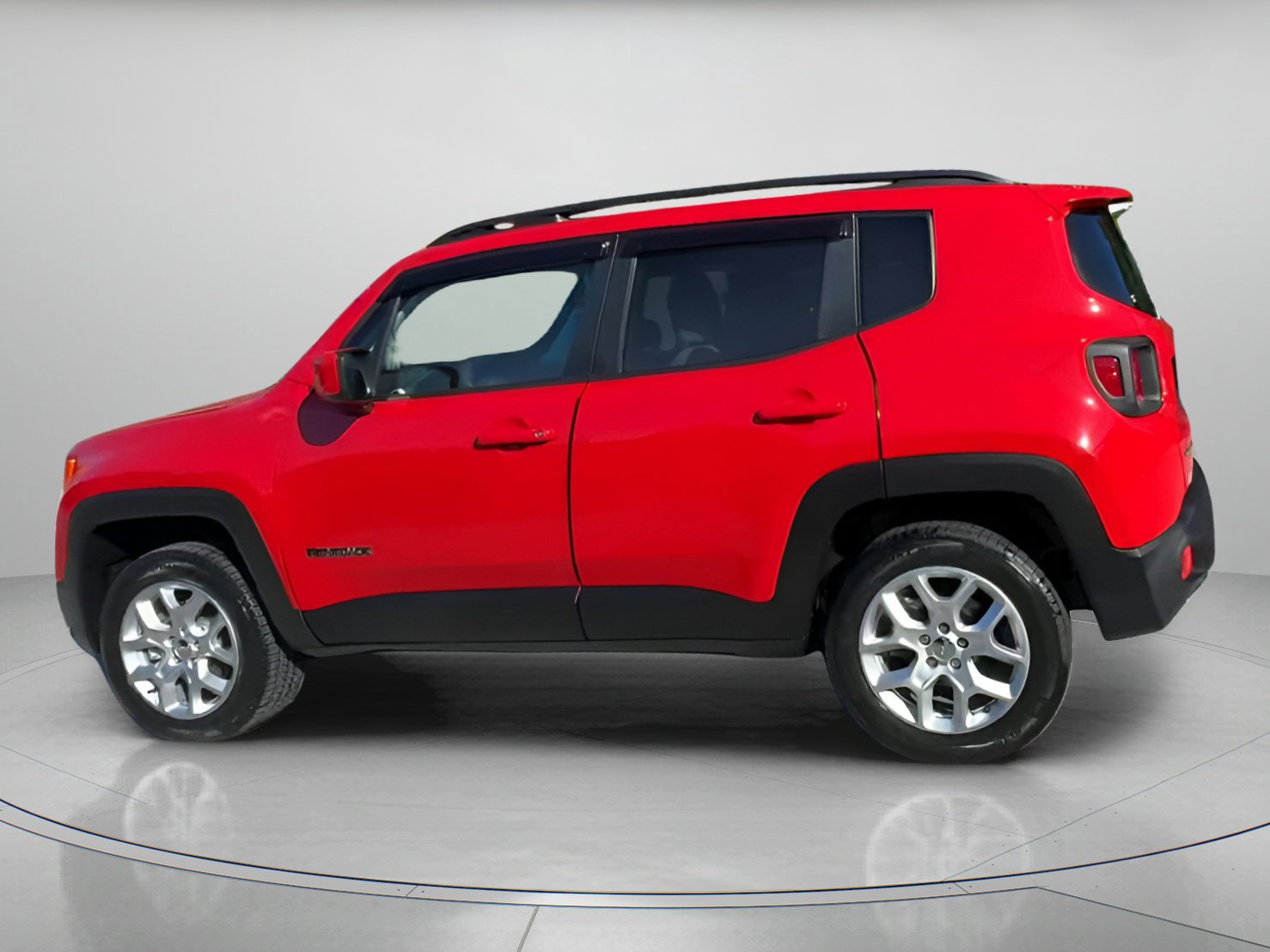 Used 2018 Jeep Renegade Latitude image 10