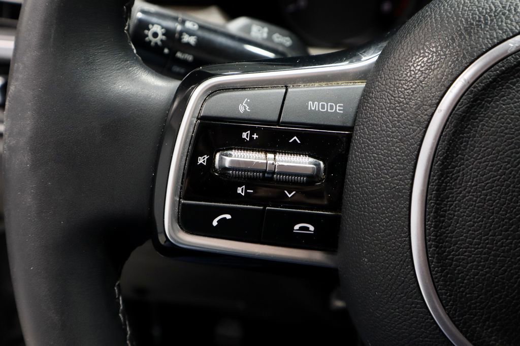 Used 2023 Kia Sorento S w/ Panoramic Sunroof Package image 32