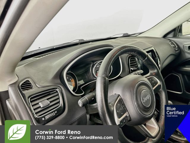 Used 2017 Jeep Compass Limited w/ Navigation Group AWD/4WD image 12