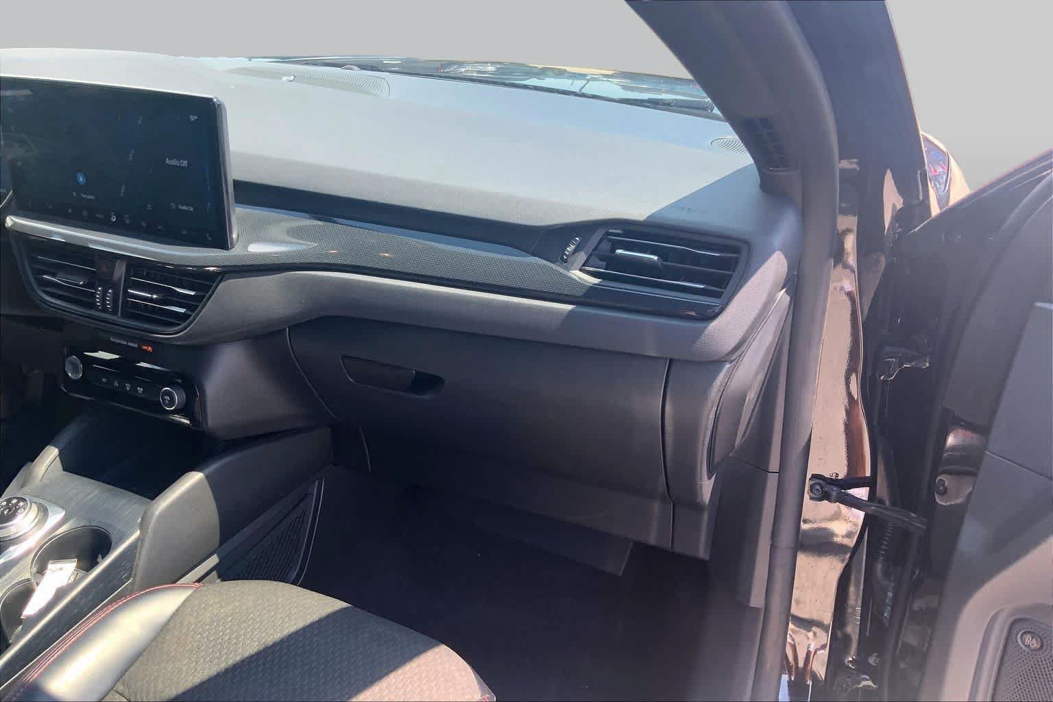Certified 2023 Ford Escape ST-Line Select w/ Tech Pack #2 AWD/4WD image 19