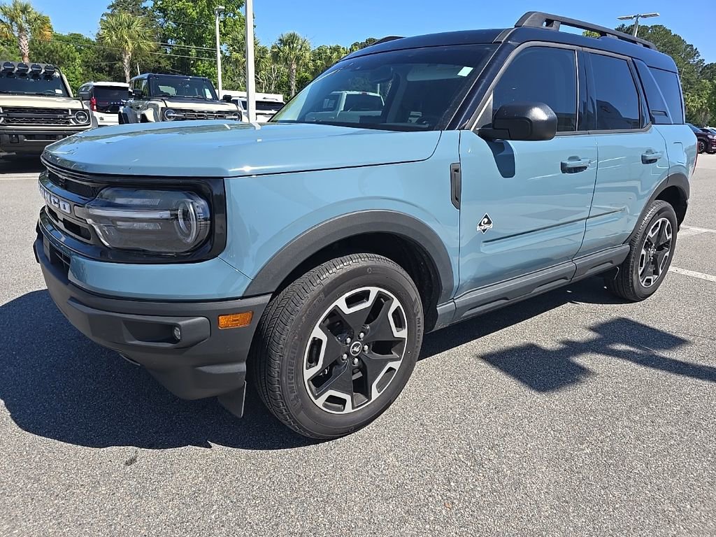 Certified 2023 Ford Bronco Sport Outer Banks w/ Tech Package AWD/4WD image 2