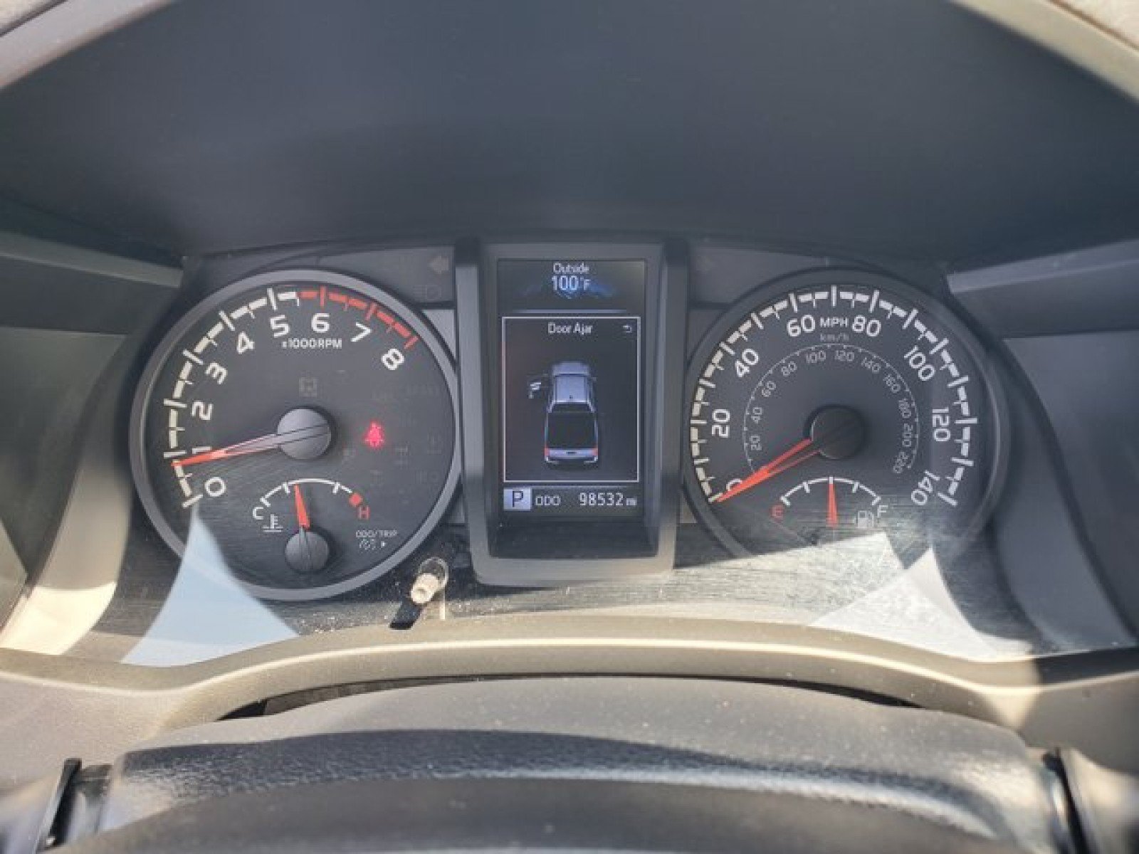 Used 2020 Toyota Tacoma SR w/ SR Convenience Package RWD image 17