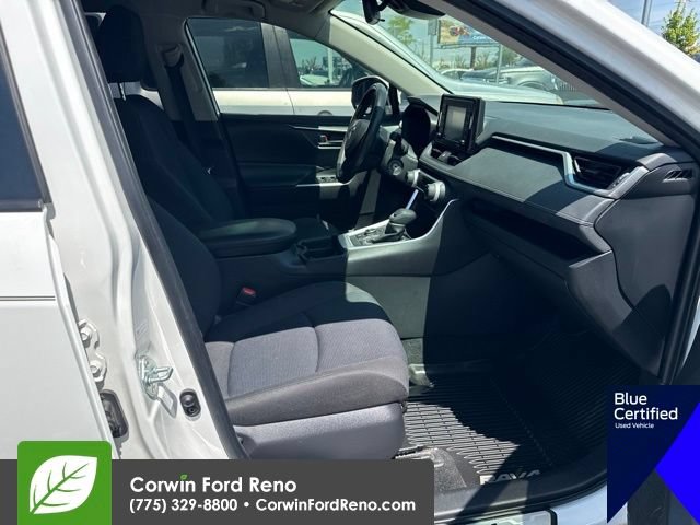 Used 2020 Toyota RAV4 LE w/ All Weather Liner Package AWD/4WD image 14