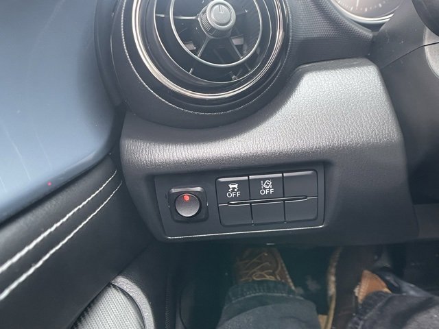 Used 2021 MAZDA MX-5 Miata Club image 23