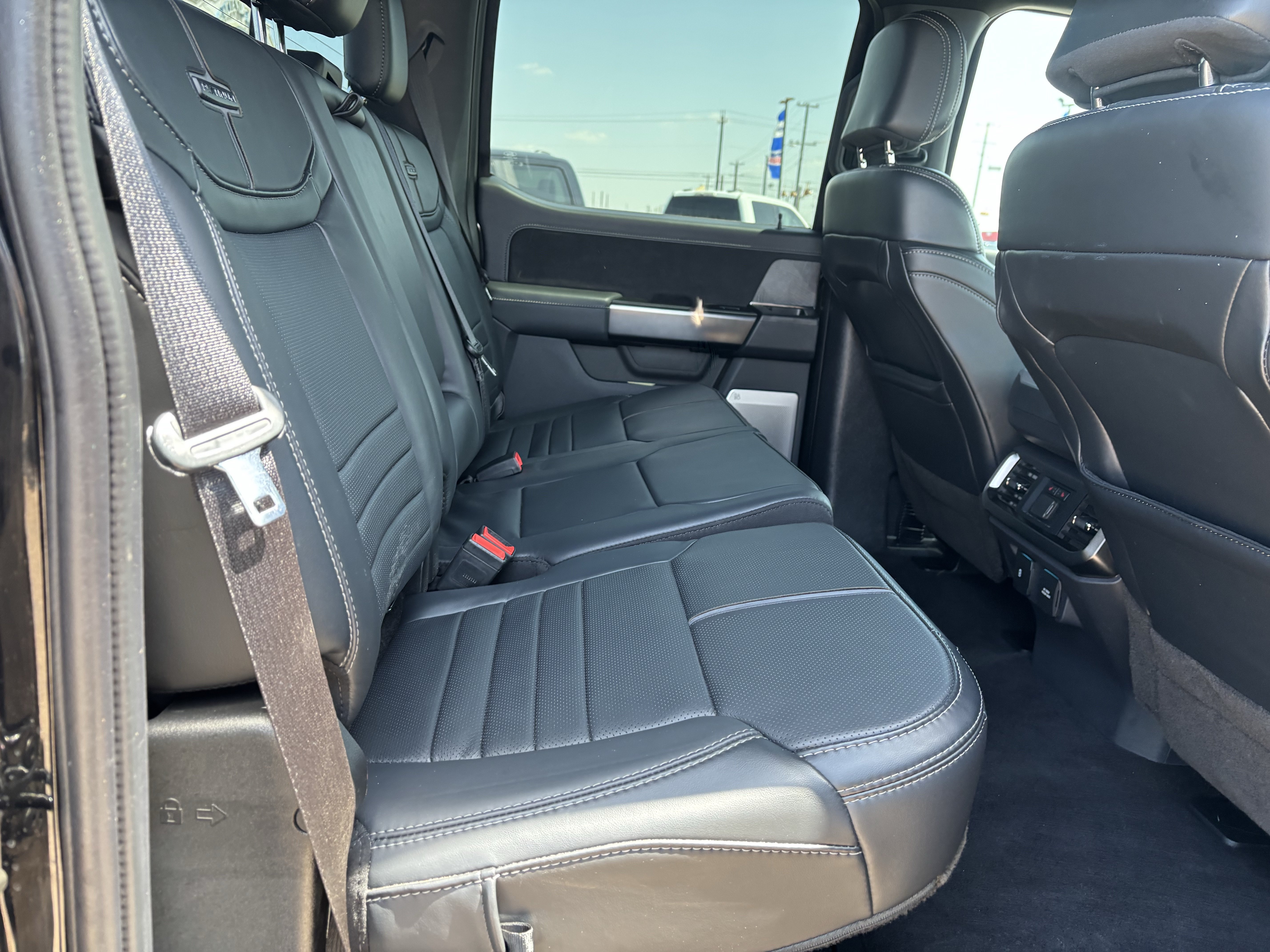 Certified 2023 Ford F150 Platinum w/ Equipment Group 701A High AWD/4WD image 20
