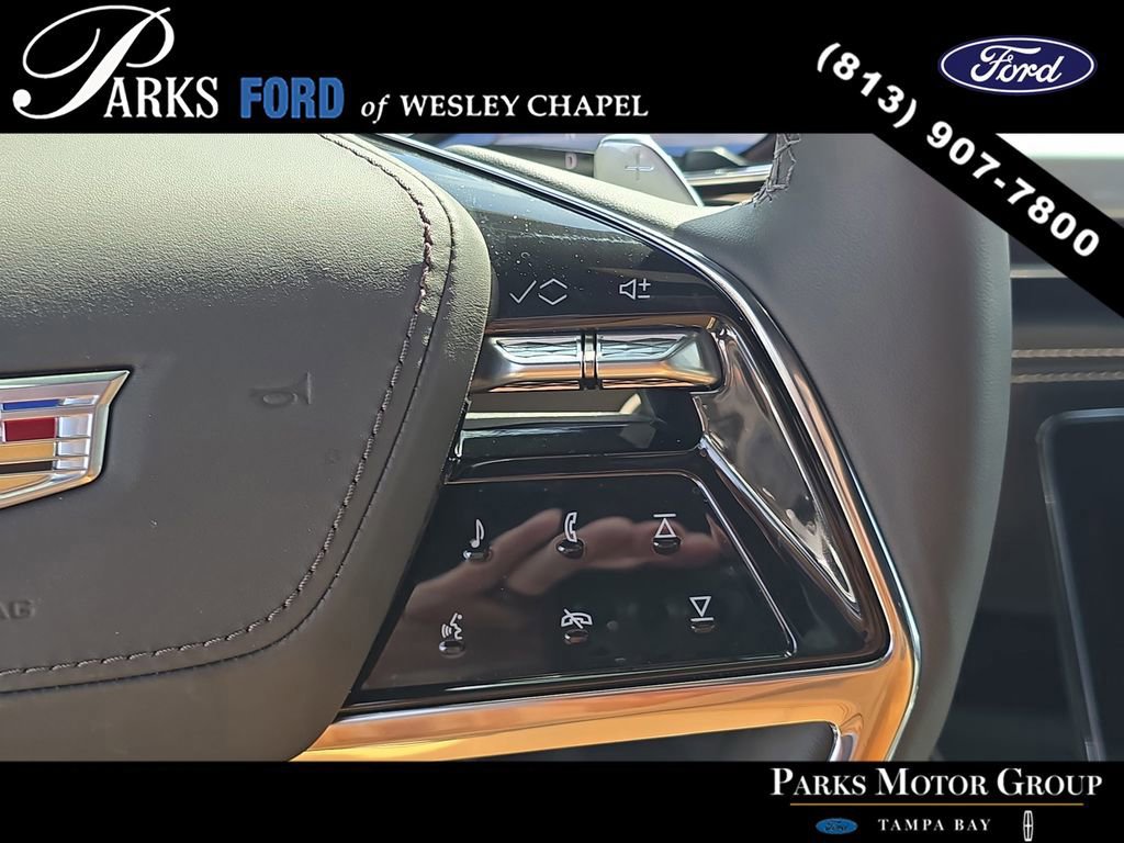 Used 2025 Cadillac Escalade ESV Sport Platinum w/ LPO, ONYX Package image 35