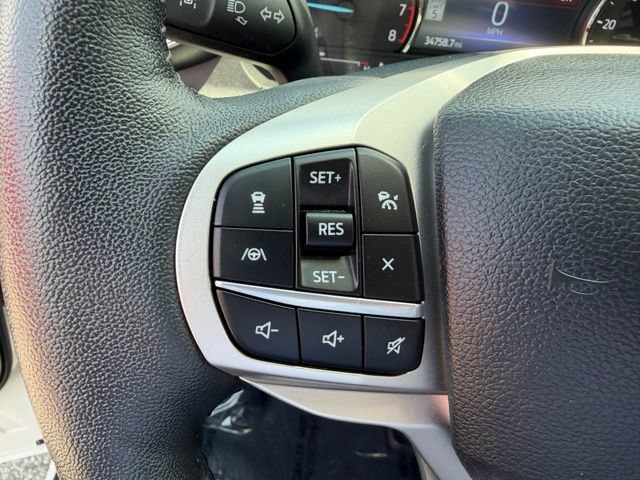 Certified 2022 Ford Explorer XLT w/ Equipment Group 202A AWD/4WD image 23