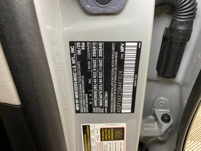 Used 2025 Mercedes-Benz GLS 450 4MATIC image 27