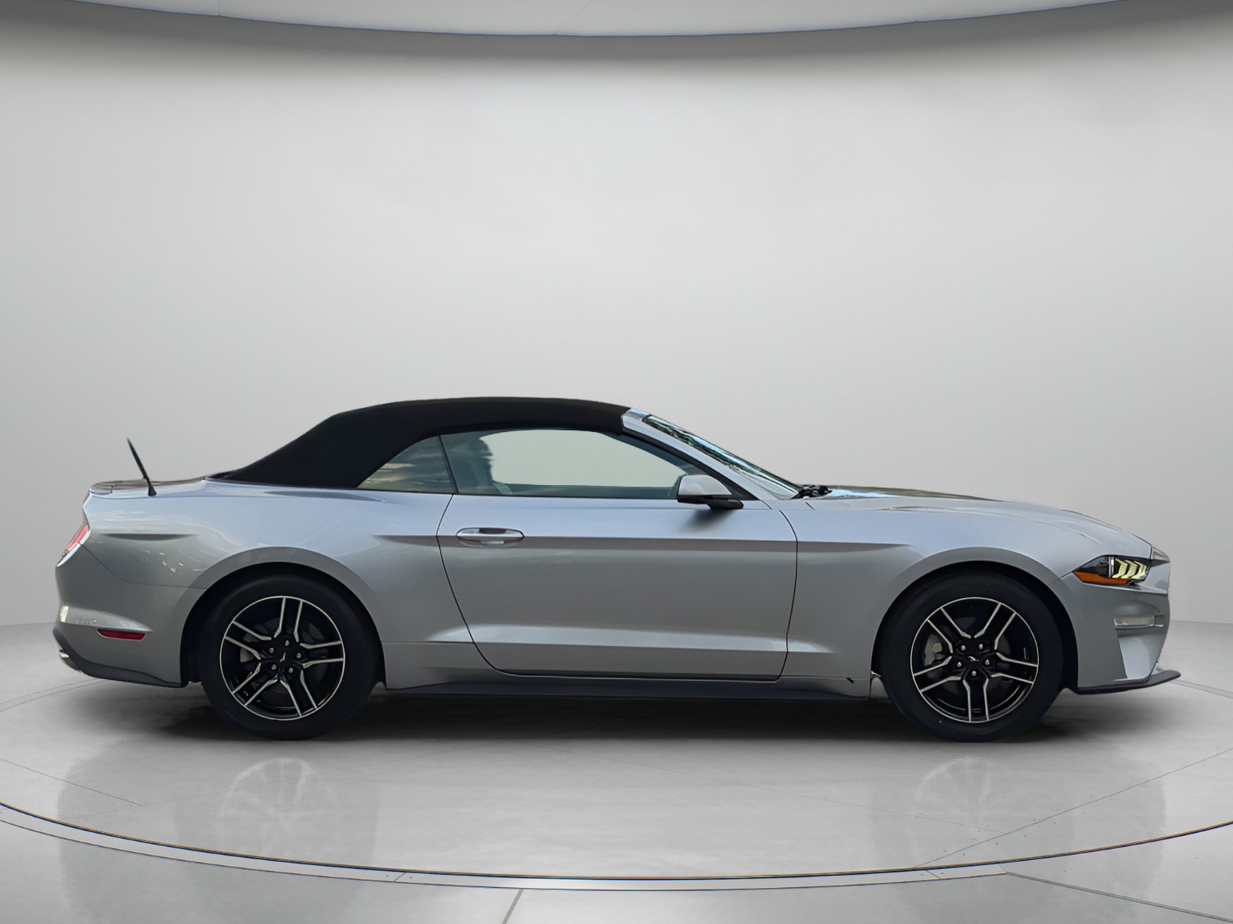 Certified 2020 Ford Mustang Premium RWD image 39