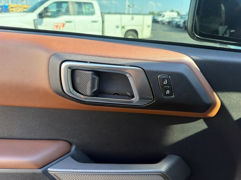 Certified 2023 Ford Bronco Outer Banks AWD/4WD image 25