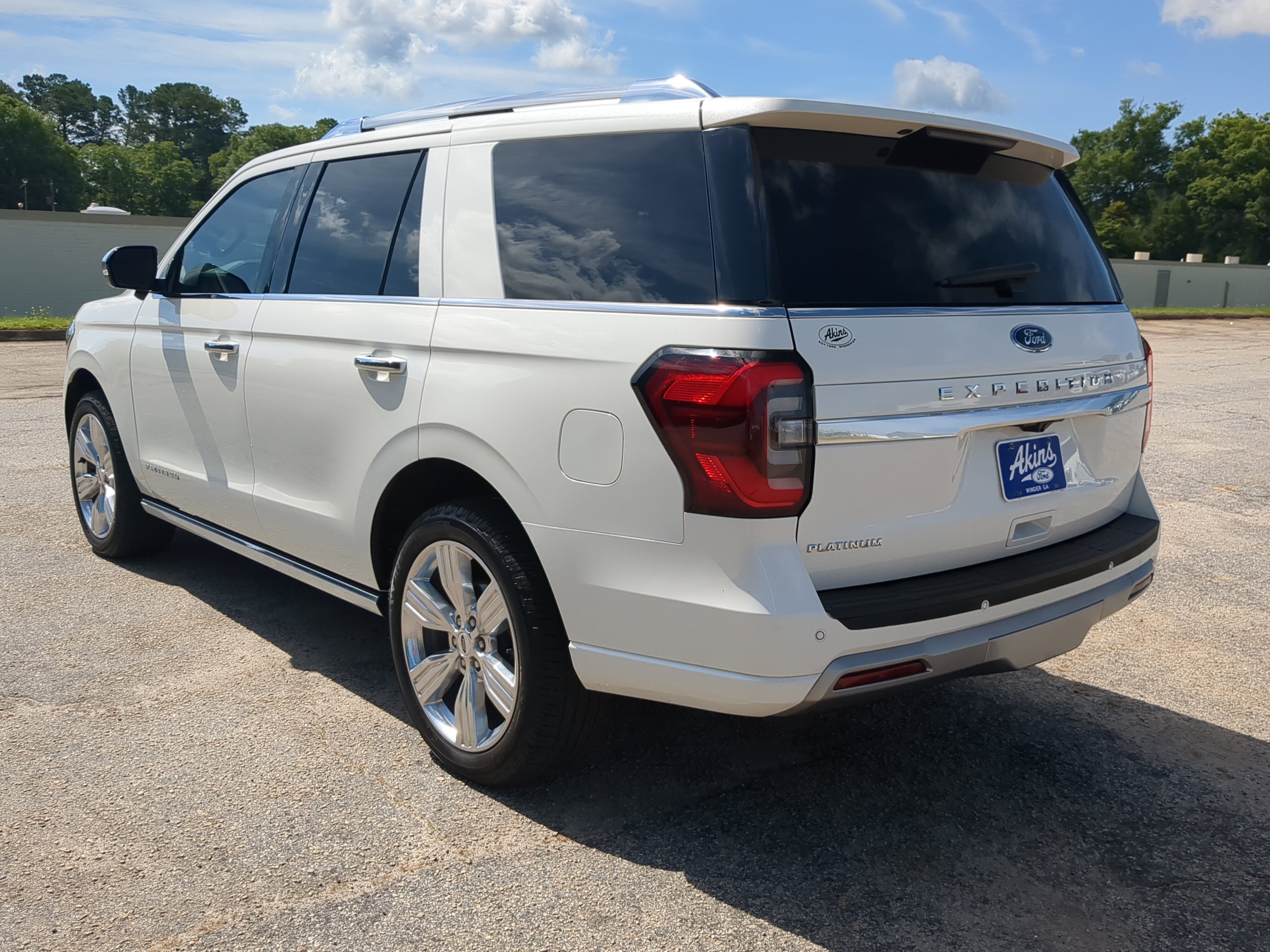 Certified 2023 Ford Expedition Platinum AWD/4WD image 5