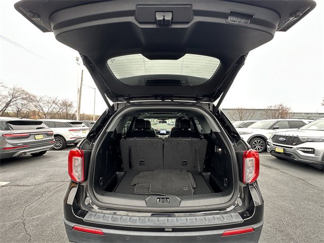 Certified 2022 Ford Explorer XLT w/ Equipment Group 202A image 42