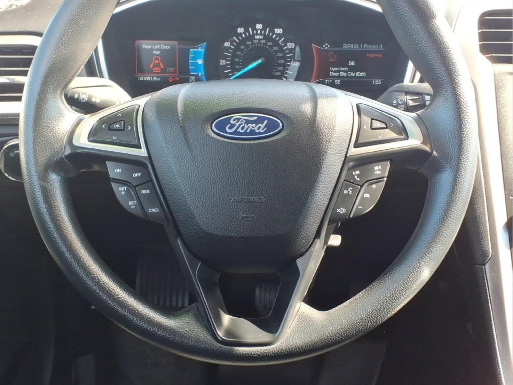 Certified 2020 Ford Fusion SE FWD image 15