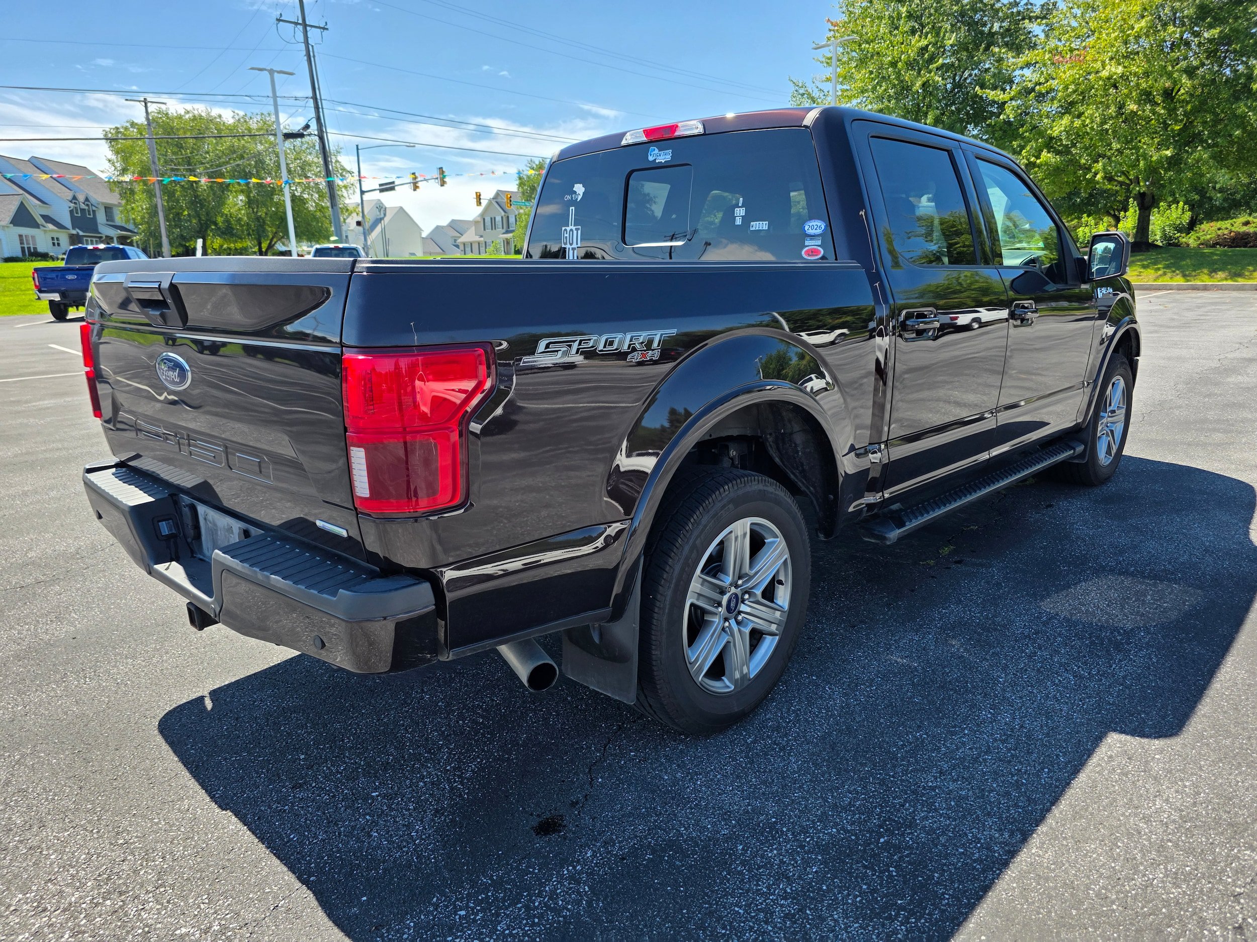 Certified 2018 Ford F150 XLT w/ Equipment Group 302A Luxury AWD/4WD image 5