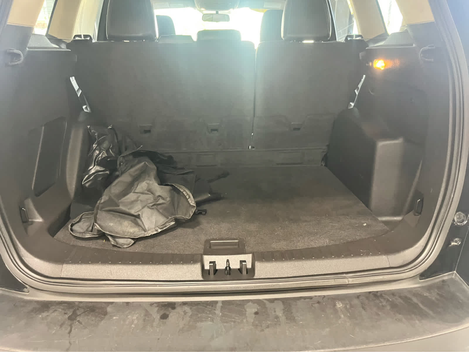 Certified 2018 Ford Escape SEL FWD image 36