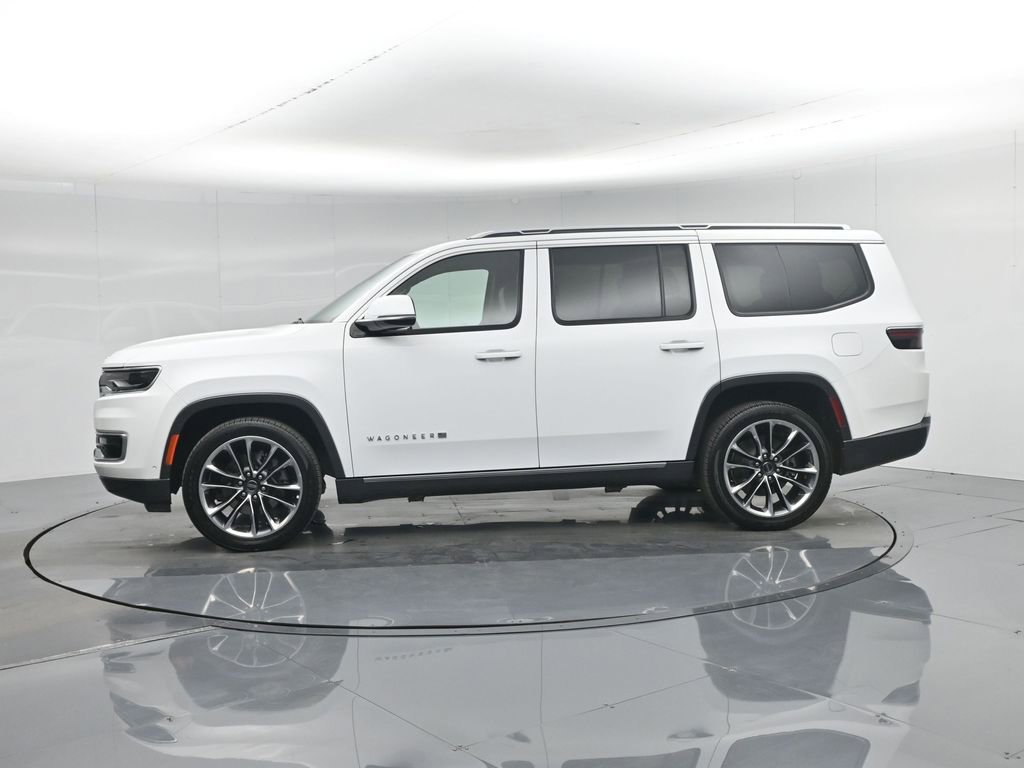 Used 2022 Jeep Wagoneer Series III w/ Premium Group I image 39