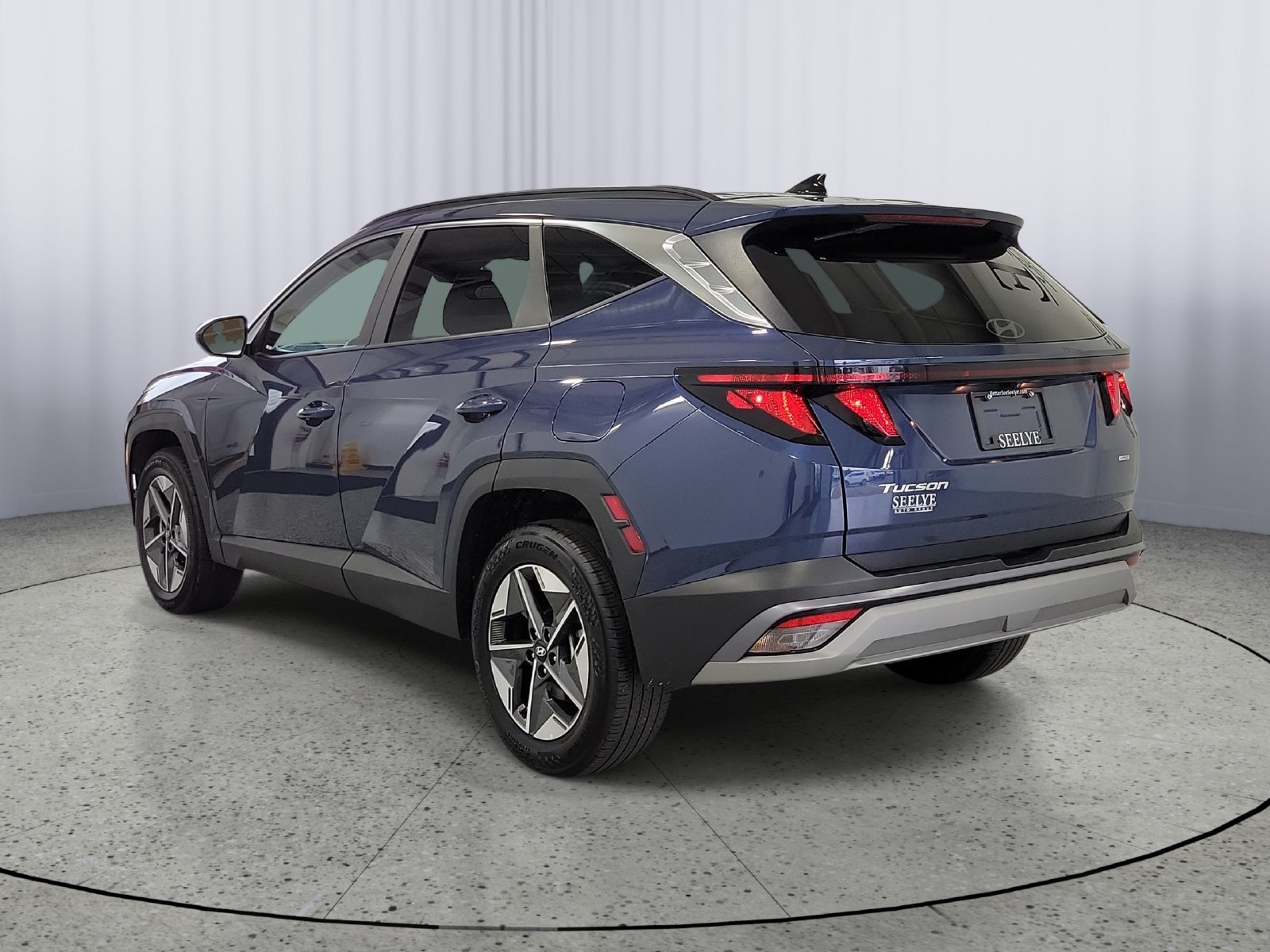 Used 2025 Hyundai Tucson SEL AWD/4WD image 3