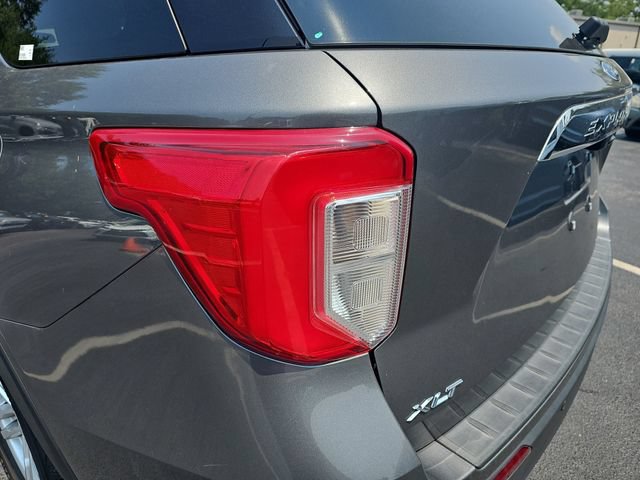 Certified 2023 Ford Explorer XLT w/ Equipment Group 202A AWD/4WD image 39