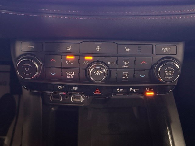 Used 2021 Dodge Durango R/T w/ Technology Group RWD image 23
