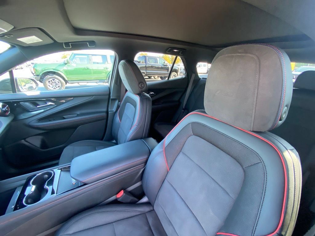 Used 2025 Chevrolet Blazer EV RS AWD/4WD image 21