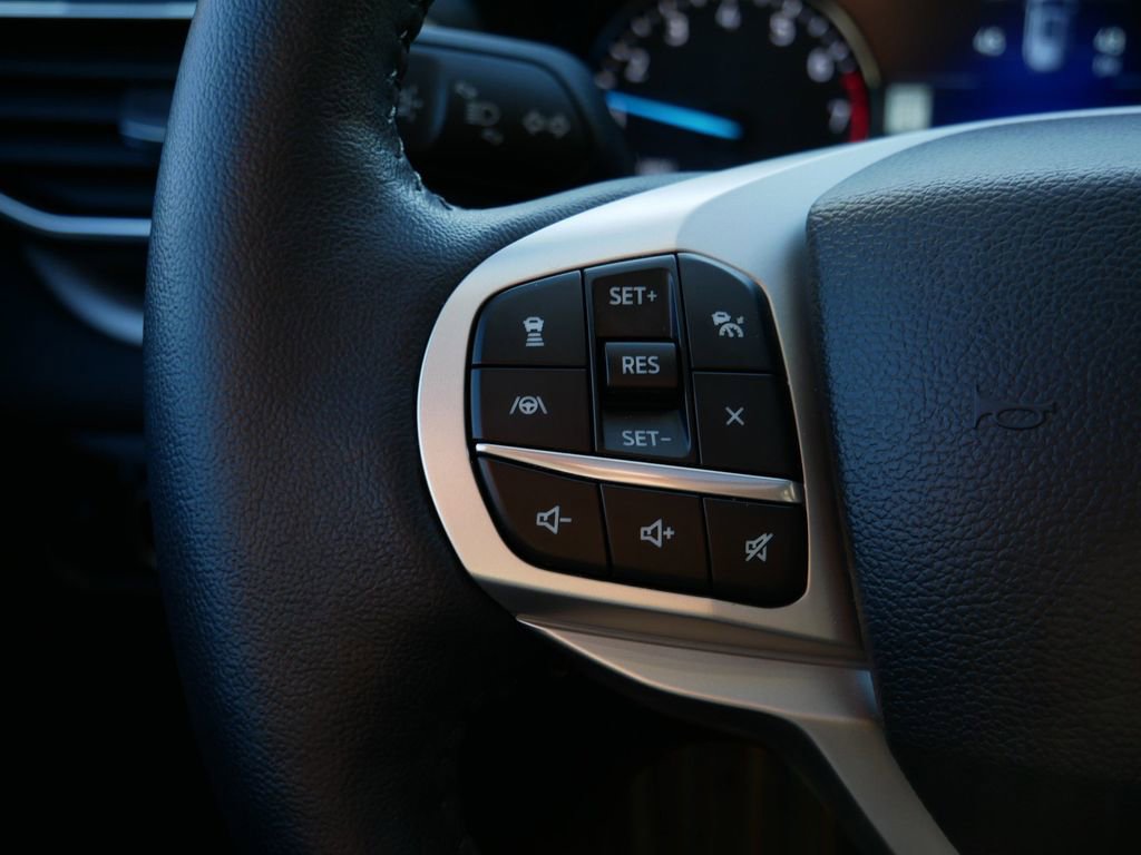 Certified 2023 Ford Explorer XLT w/ Equipment Group 202A image 18