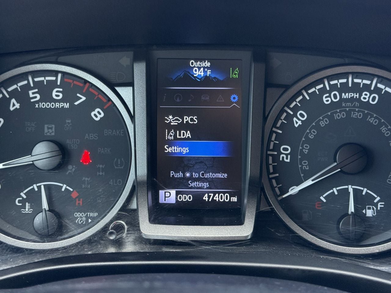 Used 2022 Toyota Tacoma TRD Off-Road w/ TRD Premium Off Road Package AWD/4WD image 15